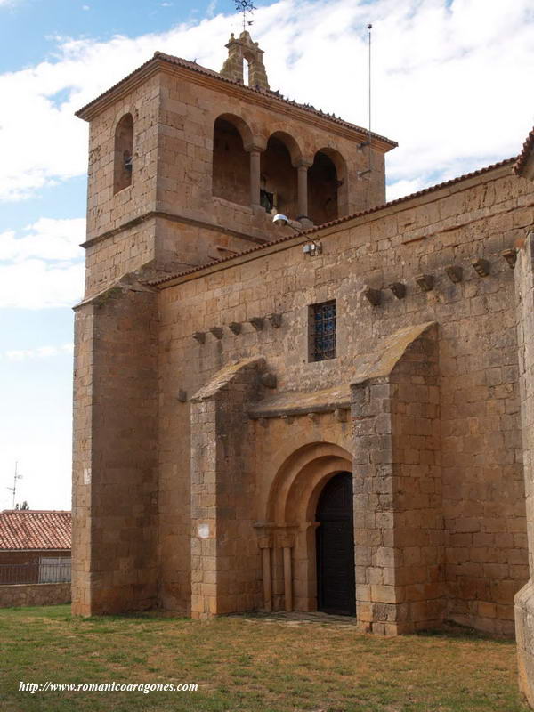 PORTADA, MURO SUR ORIGINALES Y TORRE AÑADIDA